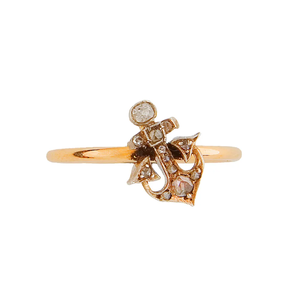 Anina Vogel Jewellery — commercial and product photograph in London, UK, frame 25 of 30.